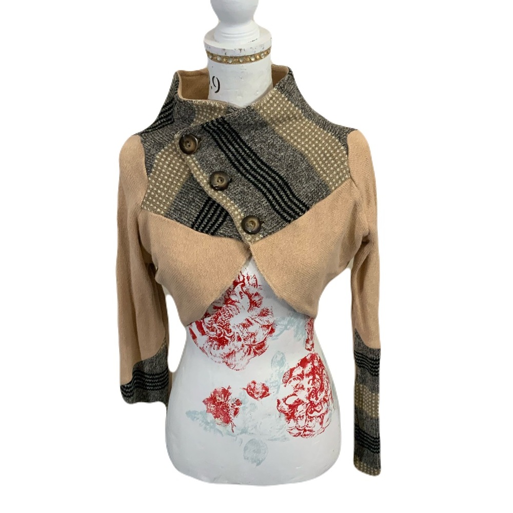 Elegant Precocious Beige and Black Button-Up Shrug